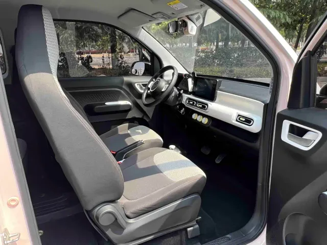 Wuling Hongguang Mini EV — Фото автомобиля 10