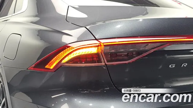 Hyundai Grandeur New — Фото автомобиля 8