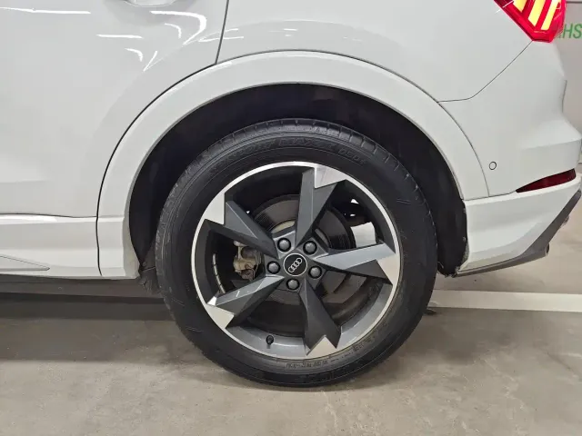 Audi Q3 — Фото автомобиля 15