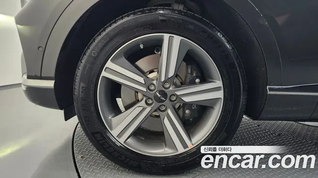 Genesis GV80 — Фото автомобиля 4