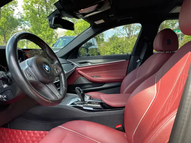 BMW 5 Series — Фото автомобиля 5