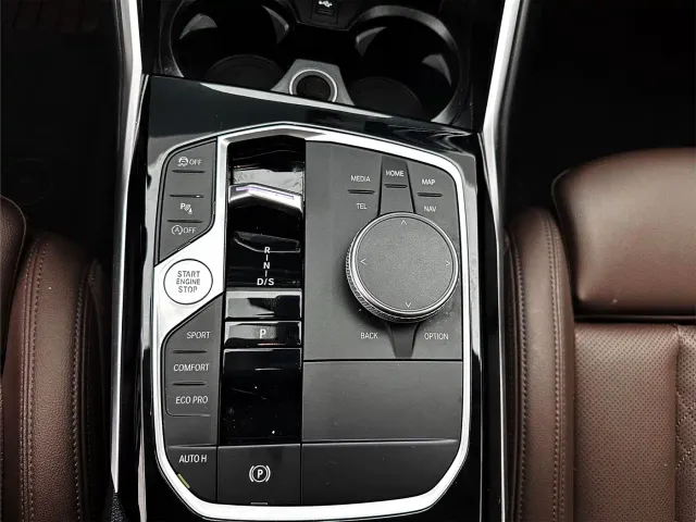 BMW 3 Series — Фото автомобиля 13