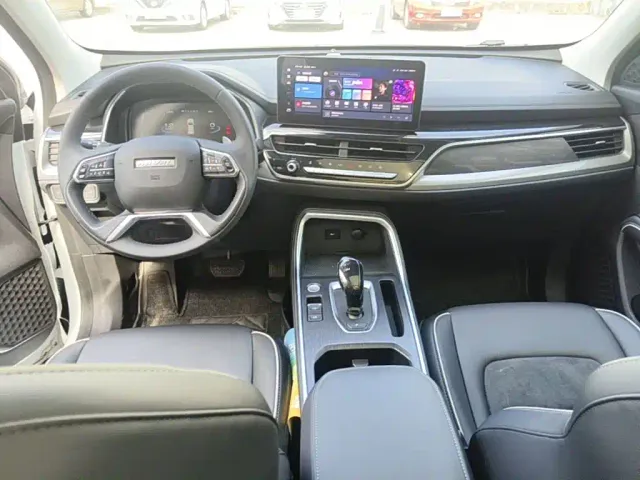 Haval H6 — Фото автомобиля 9