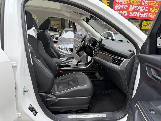 Haval H6 — Фото автомобиля 6