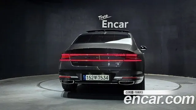 Genesis G90 Бензин 3.5 турбо AWD — Фото автомобиля 4