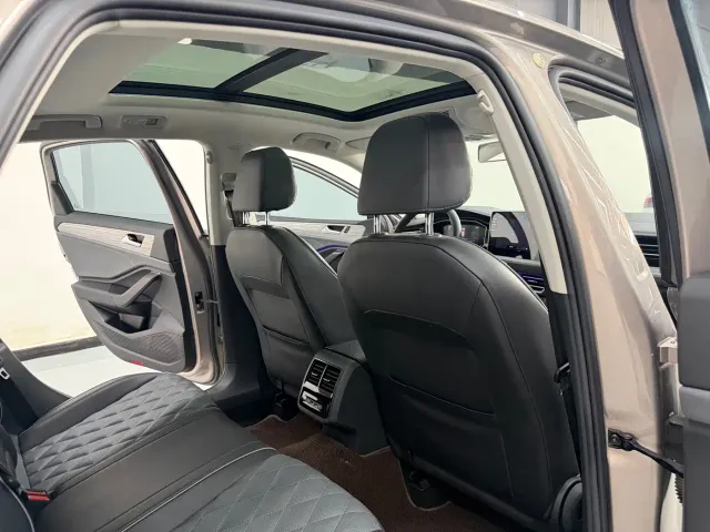 Volkswagen Sagitar — Фото автомобиля 21