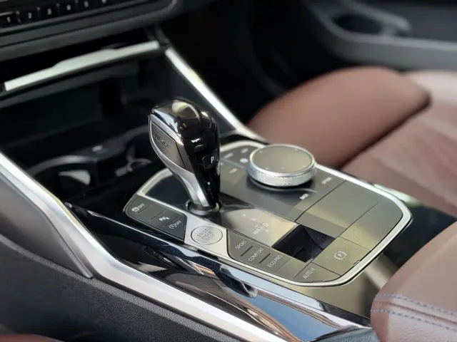 BMW 3 Series — Фото автомобиля 16