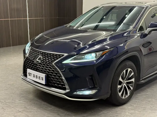 Lexus RX — Фото автомобиля 4