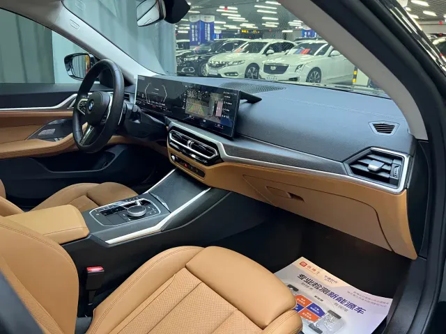 BMW 4 Series — Фото автомобиля 12