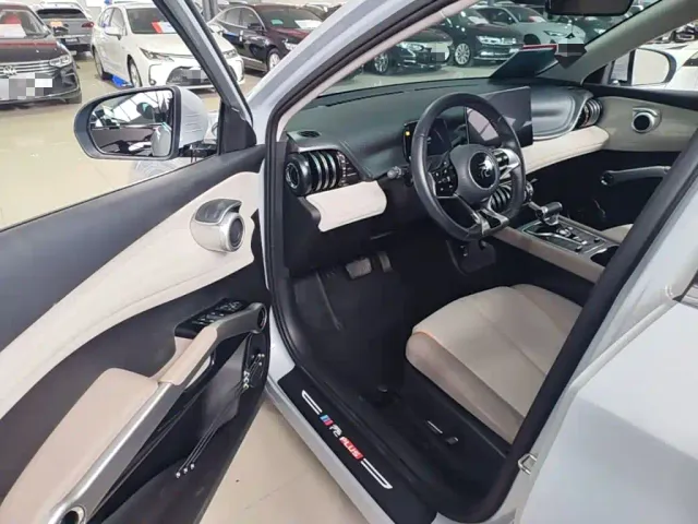 BYD Yuan PLUS — Фото автомобиля 15