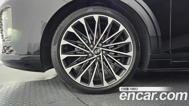 Hyundai Grandeur GN7 — Фото автомобиля 5