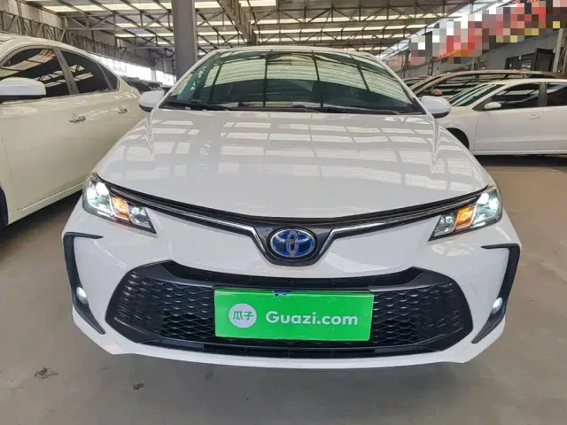 Toyota Corolla — Фото автомобиля 2