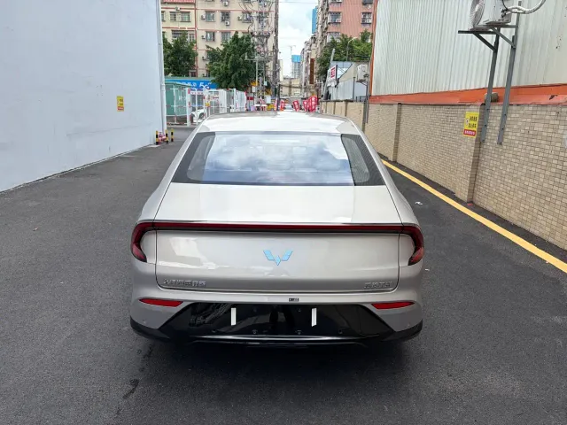 Wuling Starlight — Фото автомобиля 9