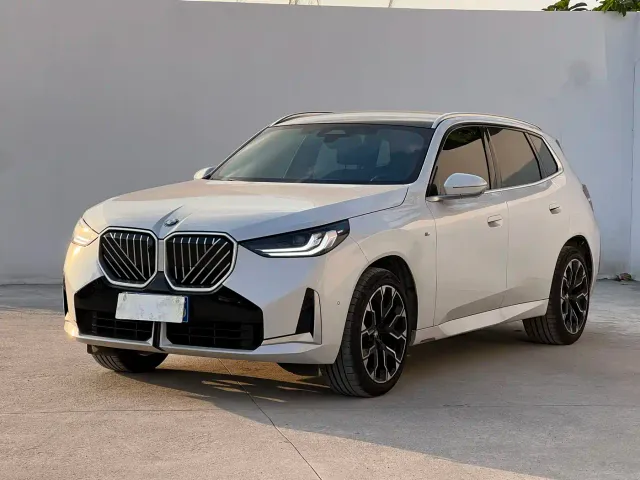Фотография автомобиля — BMW X3