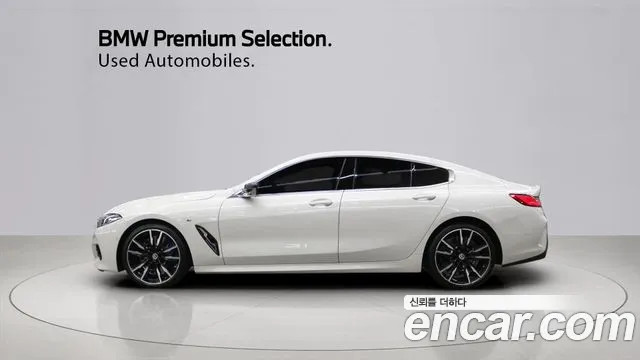 BMW 8 Series G15 — Фото автомобиля 13