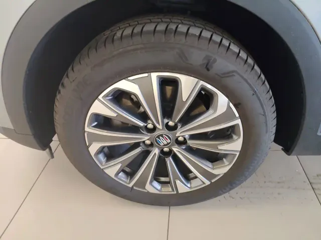 Buick Envision S — Фото автомобиля 22