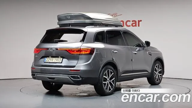 Renault-KoreaSamsung QM6 Новый QM6 2.0 LPe RE Signature 2WD — Фото автомобиля 2