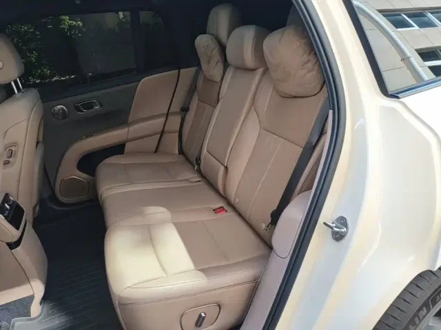 Li Auto i6 — Фото автомобиля 16