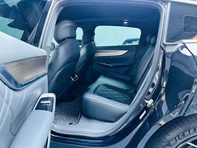 Changan Qiyuan A07 — Фото автомобиля 9