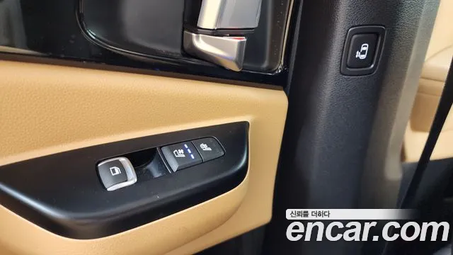 Kia Canival Carnival 4 поколение 9 мест Prestige — Фото автомобиля 18