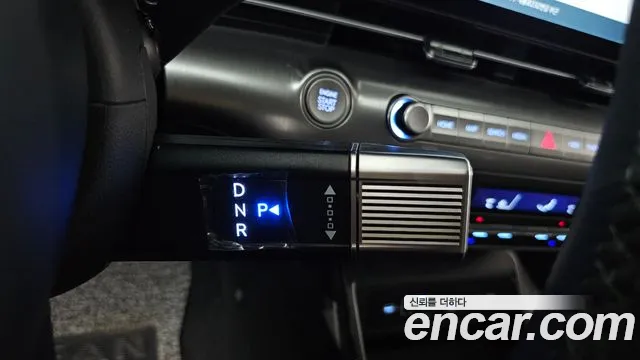 Hyundai Kona SX2 — Фото автомобиля 12