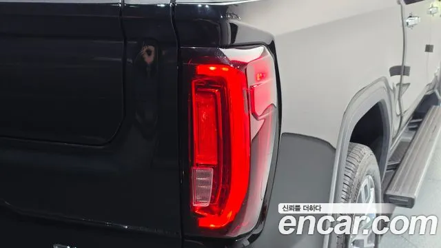 GMC Sierra — Фото автомобиля 23