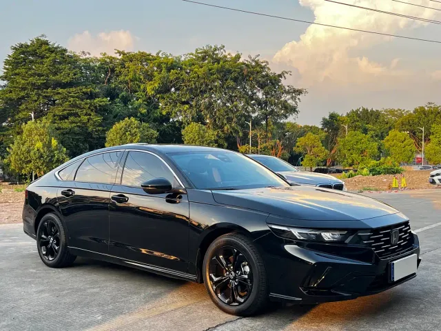 Honda Accord — Фото автомобиля 3