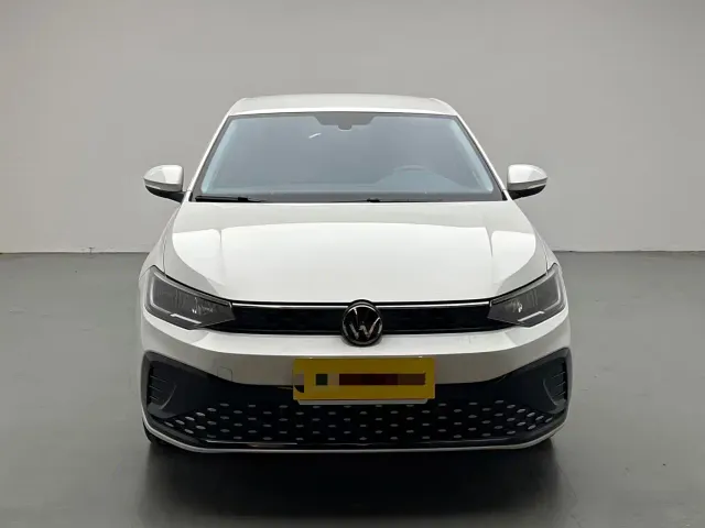 Volkswagen Lavida — Фото автомобиля 2