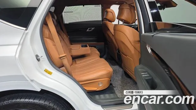 Genesis GV80 2.5T Бензин AWD — Фото автомобиля 12