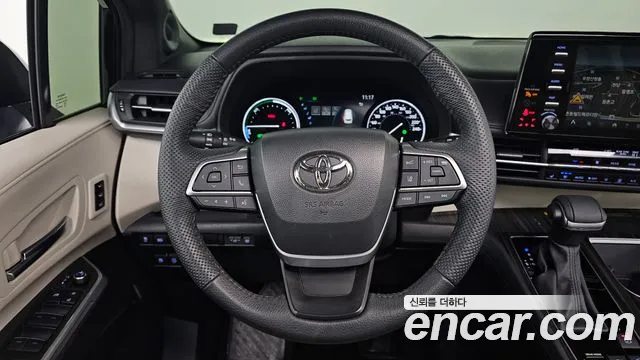Toyota Sienna — Фото автомобиля 13