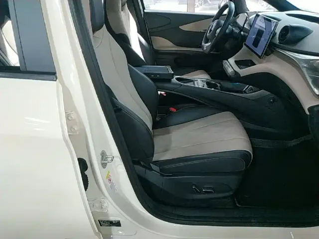 BYD Dolphin — Фото автомобиля 24
