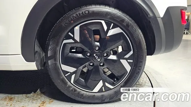 Kia Niro — Фото автомобиля 6