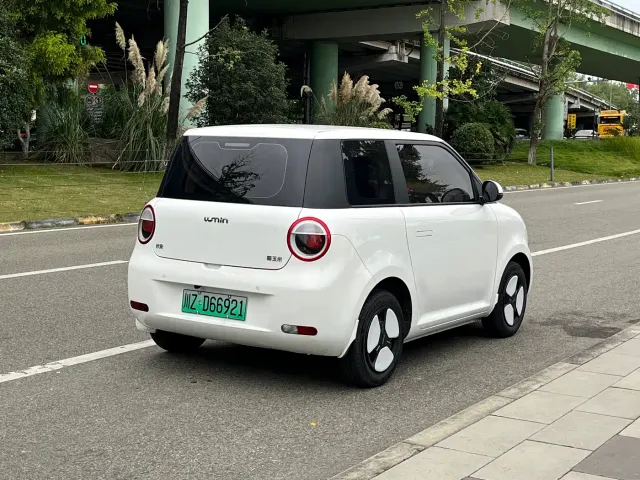 Changan Lumin — Фото автомобиля 26
