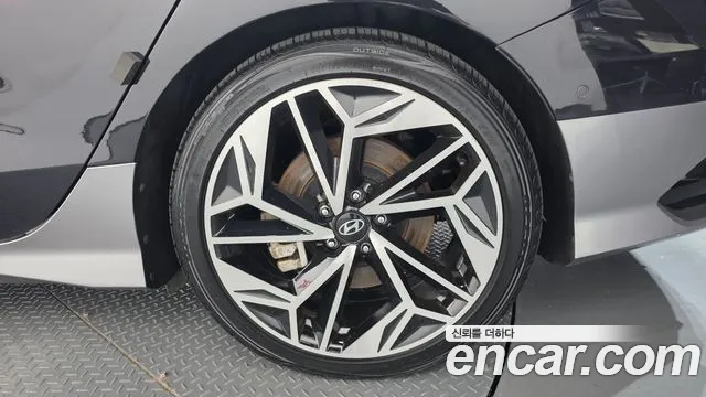 Hyundai Ioniq6 — Фото автомобиля 16