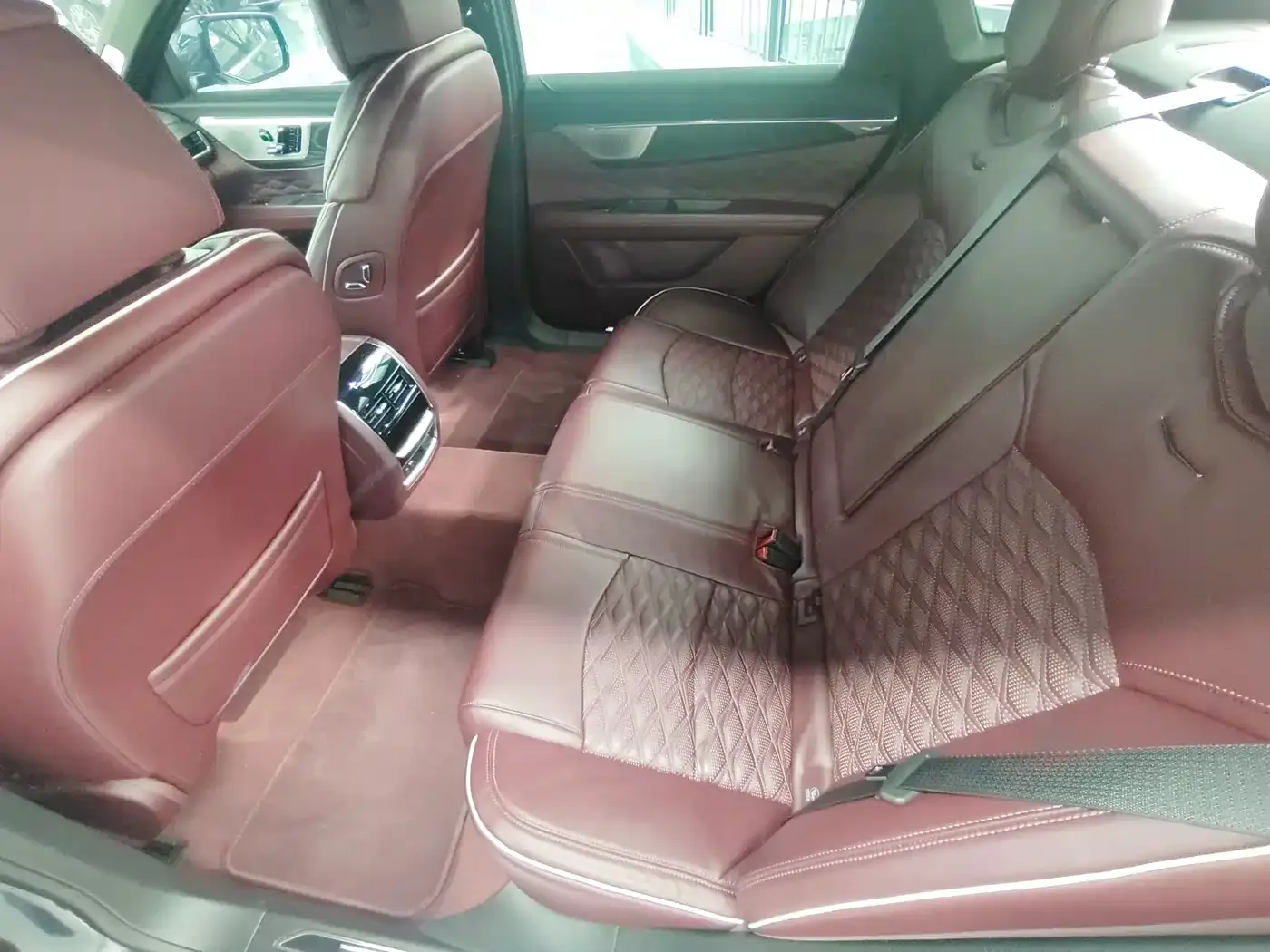 Cadillac Cadillac CT6 2023 28T Platinum Model — Фото автомобиля 10