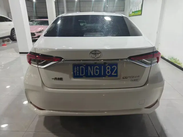 Toyota Corolla — Фото автомобиля 7