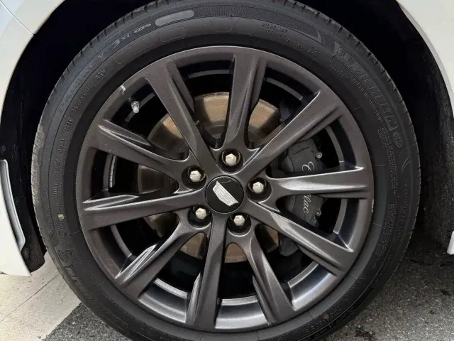 Cadillac CT5 — Фото автомобиля 10
