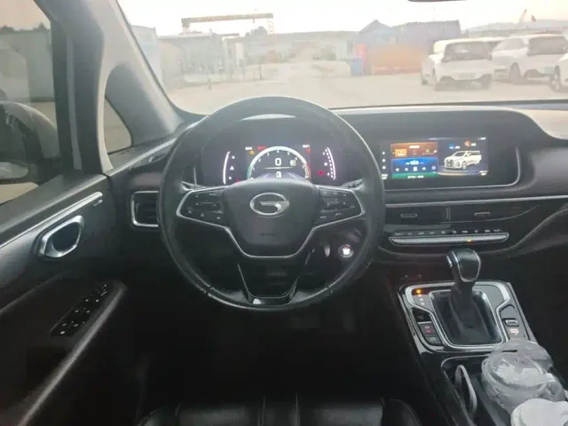 GAC Trumpchi M6 — Фото автомобиля 2