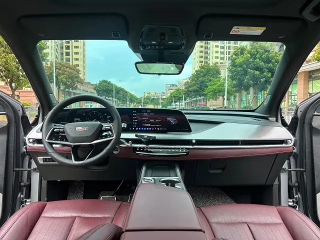 Cadillac XT5 — Фото автомобиля 13