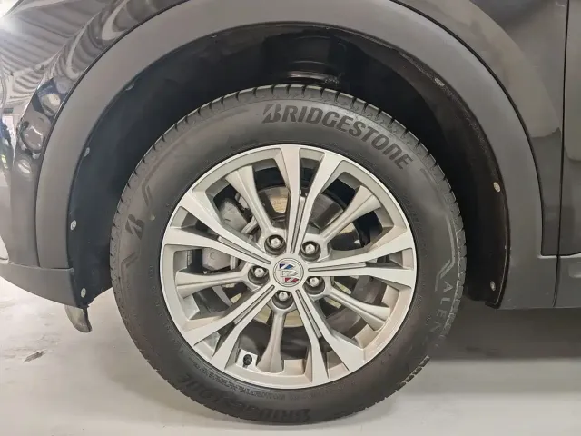 Buick Envision Plus — Фото автомобиля 19