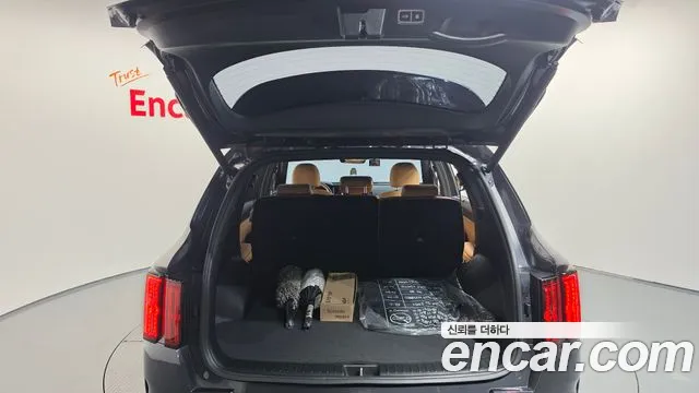 Kia Sorento Sorento 4-е поколение Бензин 2.5T 4WD — Фото автомобиля 18