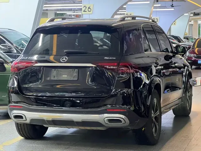 Mercedes-Benz GLE-Class — Фото автомобиля 4