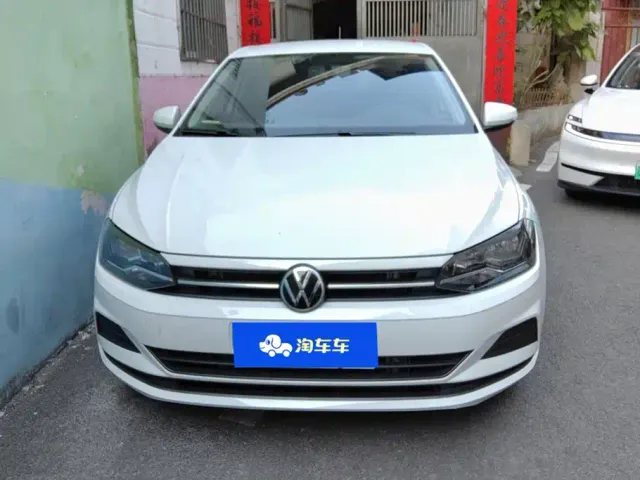 Volkswagen Polo — Фото автомобиля 2