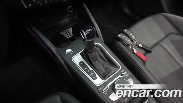 Audi Q2 — Фото автомобиля 9