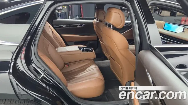 Genesis G80 Бензин 2.5 турбо 2WD — Фото автомобиля 12