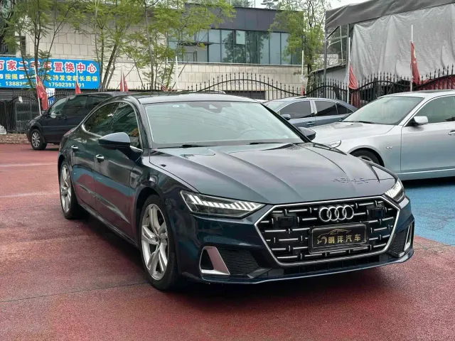 Audi A7L — Фото автомобиля 3