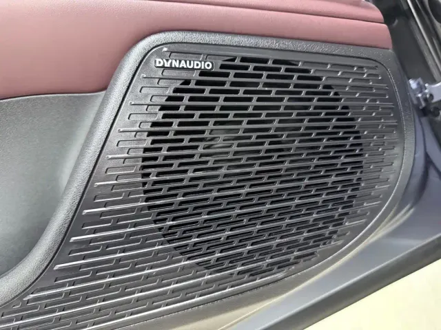 BYD Seal — Фото автомобиля 10