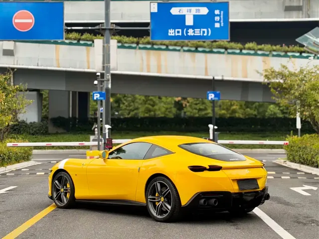 Ferrari Roma — Фото автомобиля 9