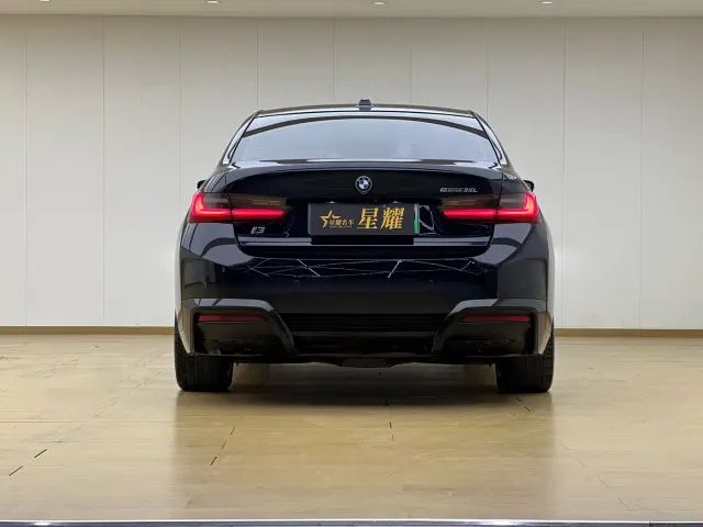 BMW i3 — Фото автомобиля 22