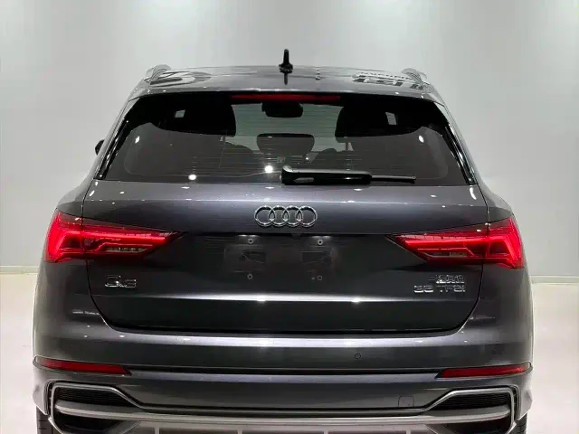 Audi Q3 — Фото автомобиля 5
